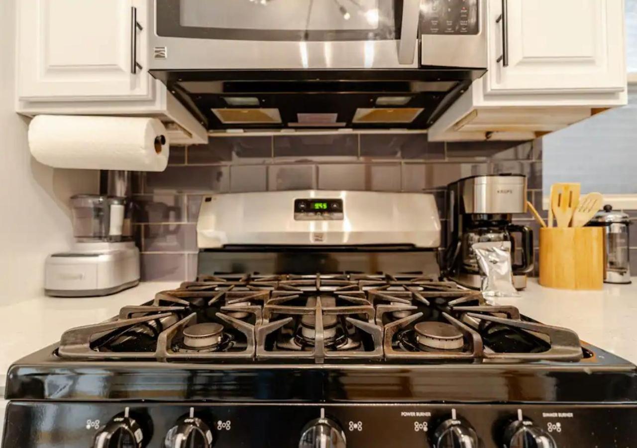 2 Bed Apt W/ Office, Free Parking, Near Wrigley ชิคาโก ภายนอก รูปภาพ